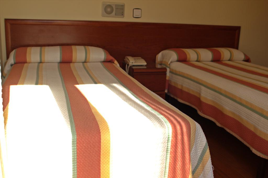 Hotel San Glorio Santander Bilik gambar